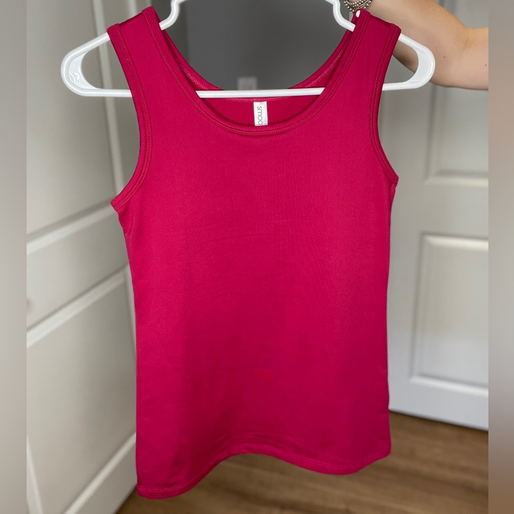 Smoothies Tank Top in Raspberry